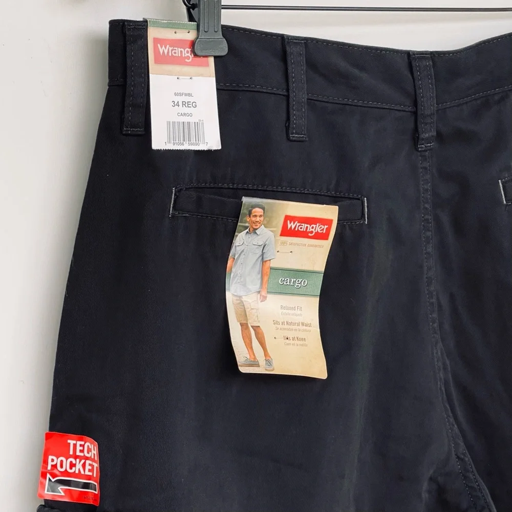 Wrangle Cargo Shorts 10” Tech Pocket Men 34 Relaxed Fit  Reg Black 100% …